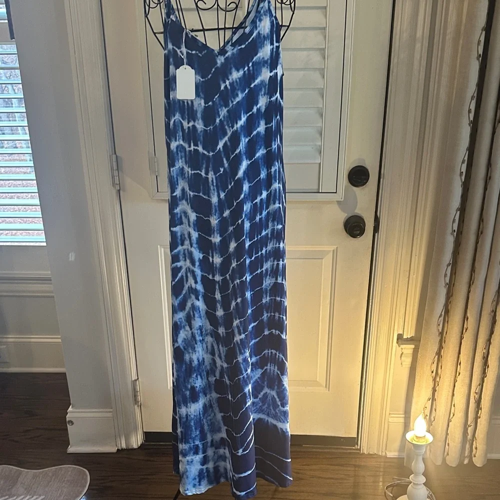 Blue Tie-Dye Maxi Dress - Picture 3 of 5